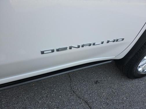 2021 GMC Sierra 2500 Denali