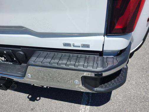 Summit White 2026 GMC Sierra 3500 SLE