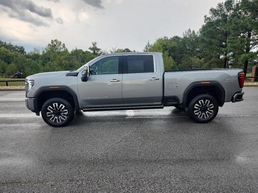2024 GMC Sierra 2500 Denali Ultimate