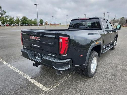 2025 GMC Sierra 3500 Denali