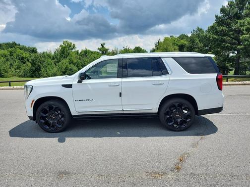 Summit White 2026 GMC Yukon Denali