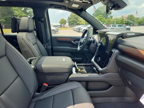 Summit White 2026 GMC Yukon Denali