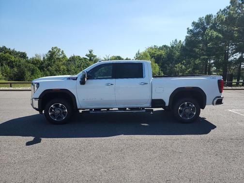 2025 GMC Sierra 2500 SLT