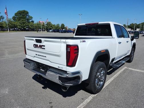 2025 GMC Sierra 2500 SLT