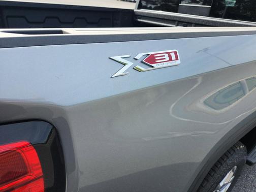 Sterling Metallic 2026 GMC Sierra 1500 SLT