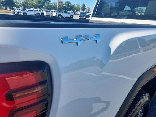 2025 GMC Sierra 2500 SLT