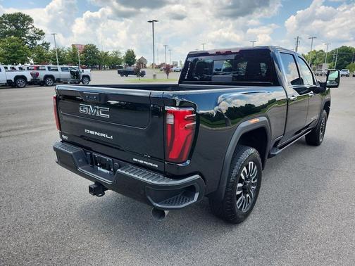 Onyx Black 2024 GMC Sierra 2500 Denali Ultimate