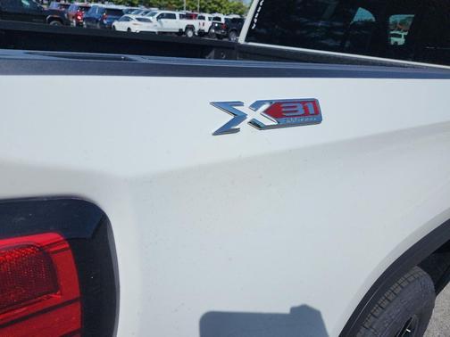 Summit White 2026 GMC Sierra 1500 Pro
