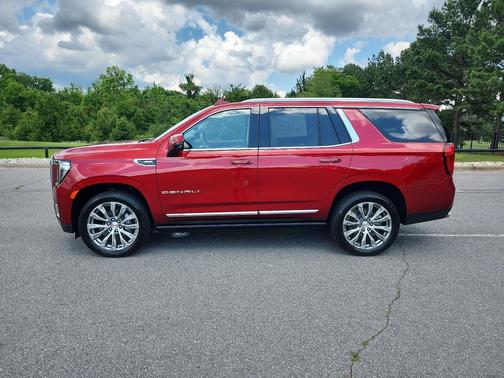 Volcanic Red Tintcoat 2024 GMC Yukon Denali