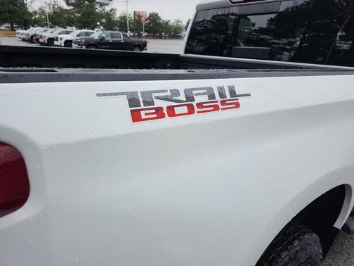 2023 Chevrolet Silverado 1500 LT Trail Boss