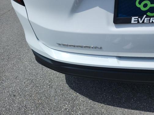 Summit White 2024 GMC Terrain SLE