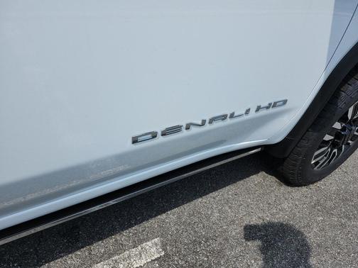 2025 GMC Sierra 2500 Denali Ultimate