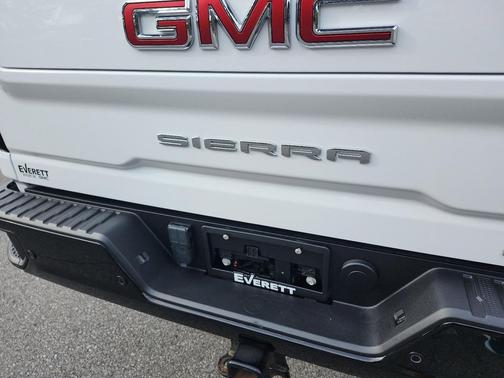 2024 GMC Sierra 2500 AT4X