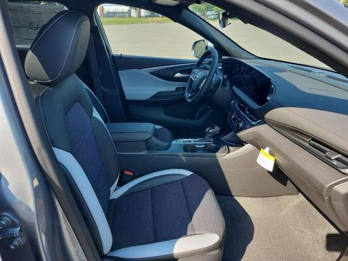 2026 Buick Envista Preferred FWD