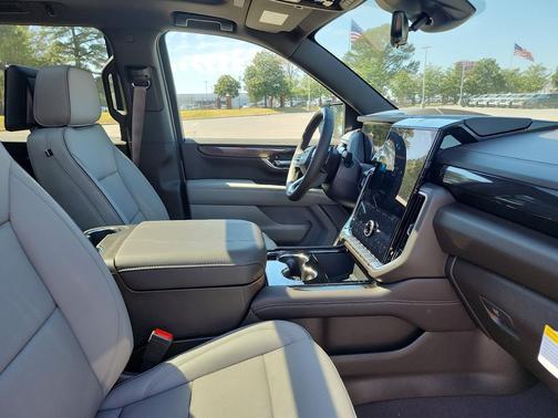 2026 GMC Yukon 2WD Elevation