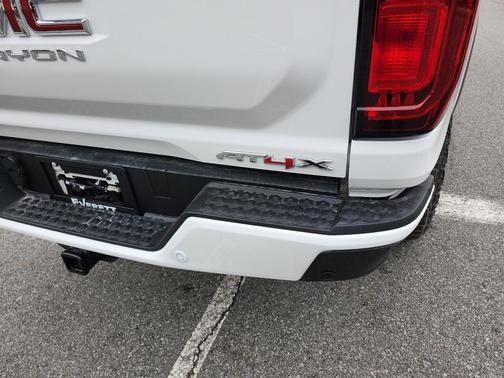 2026 GMC Canyon AT4X