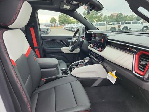 2026 GMC Canyon AT4X