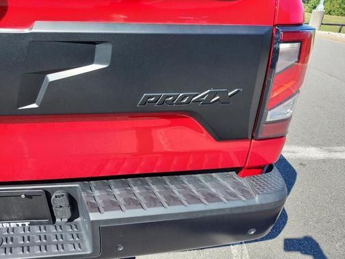 2023 Nissan Titan PRO-4X