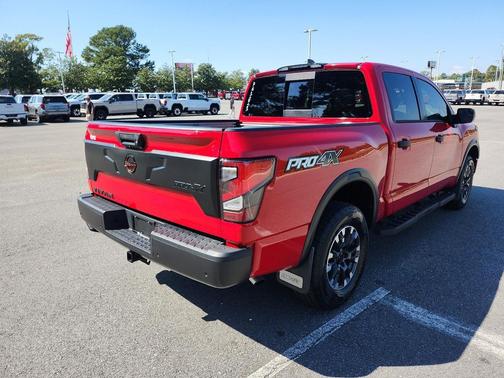 2023 Nissan Titan PRO-4X