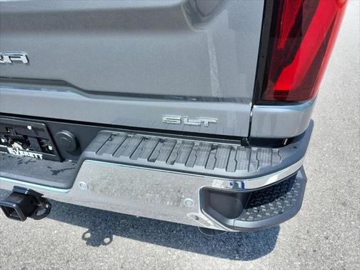 2025 GMC Sierra 2500 SLT