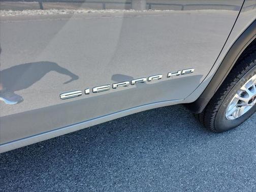 2025 GMC Sierra 2500 Base