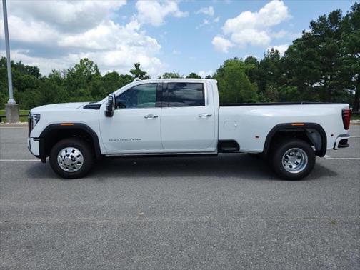 2025 GMC Sierra 3500 Denali