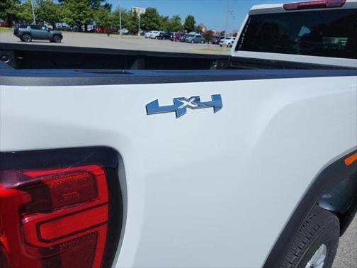 2025 GMC Sierra 2500 Base