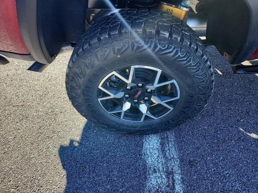 2026 GMC Canyon AT4X