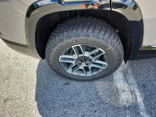 2026 GMC Terrain AWD AT4