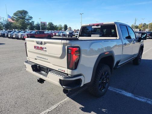 2026 GMC Sierra 2500 AT4
