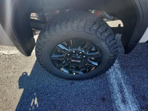 2026 GMC Sierra 2500 AT4