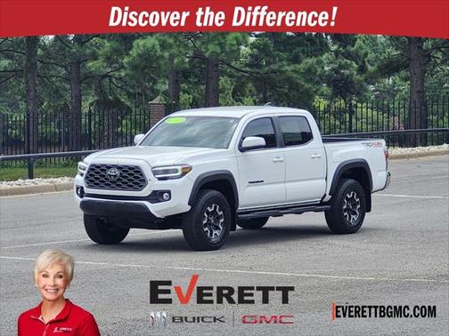 2022 Toyota Tacoma SR