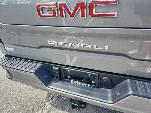Sterling Metallic 2025 GMC Sierra 1500 Denali