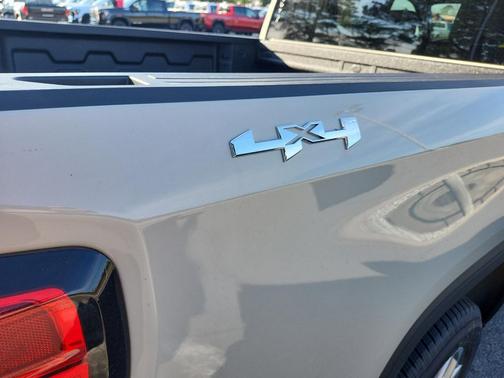 Coastal Dune 2026 GMC Sierra 1500 SLE