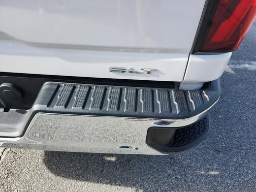 2024 GMC Sierra 2500 SLT