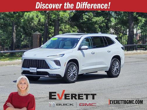 White Frost Tricoat 2025 Buick Enclave Avenir FWD