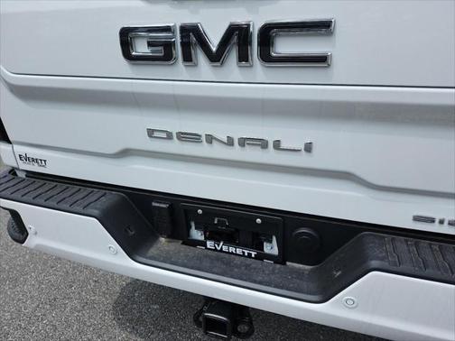 2025 GMC Sierra 2500 Denali Ultimate