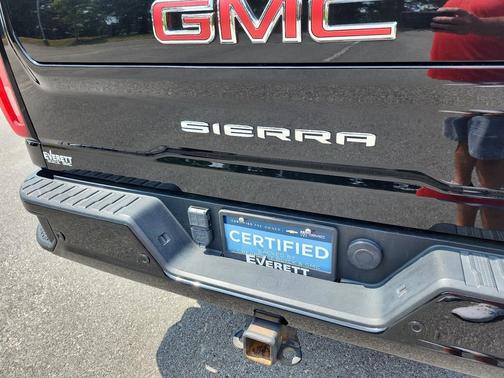 2022 GMC Sierra 2500 AT4