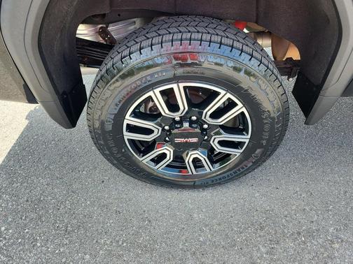 2022 GMC Sierra 2500 AT4