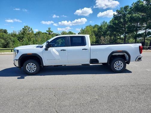 2026 GMC Sierra 2500 Base