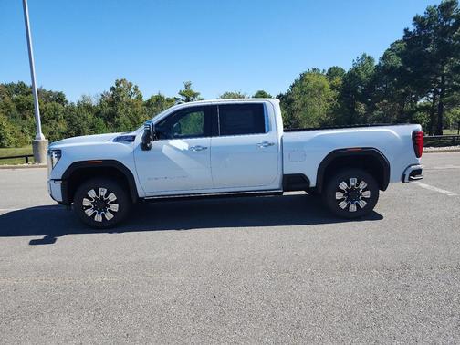 2026 GMC Sierra 2500 Denali