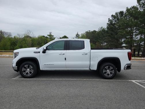 Summit White 2026 GMC Sierra 1500 SLT
