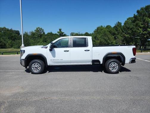 2025 GMC Sierra 2500 Base