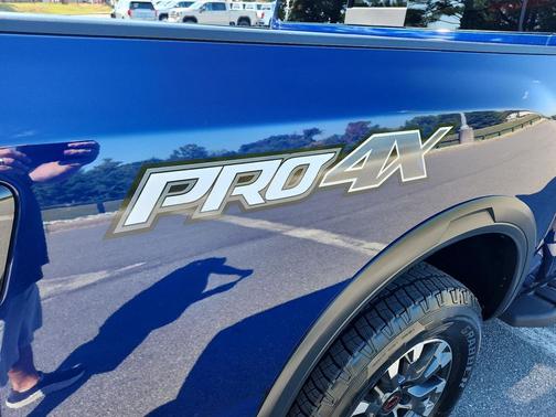 2024 Nissan Titan PRO-4X