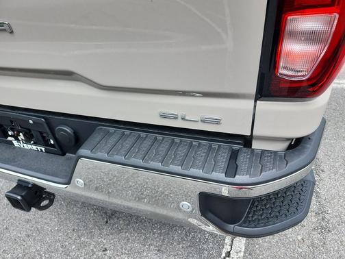 Coastal Dune 2026 GMC Sierra 2500 SLE