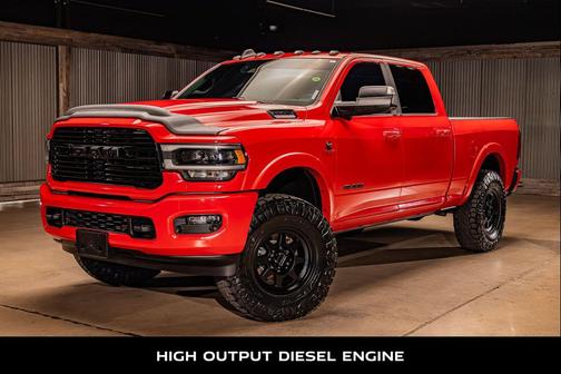 2020 RAM 3500 Laramie Crew Cab 4x4 6'4' Box