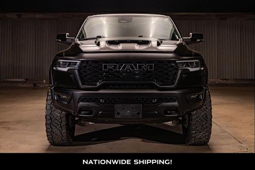 Diamond Black Crystal Pearlcoat 2025 RAM 1500 RHO Crew Cab 4x4 5'7' Box