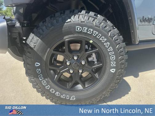 2025 Jeep Gladiator Sport