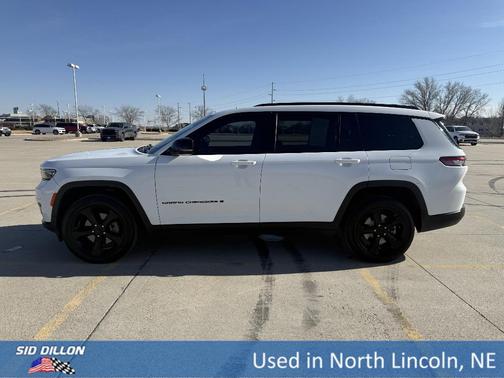 2023 Jeep Grand Cherokee L Laredo