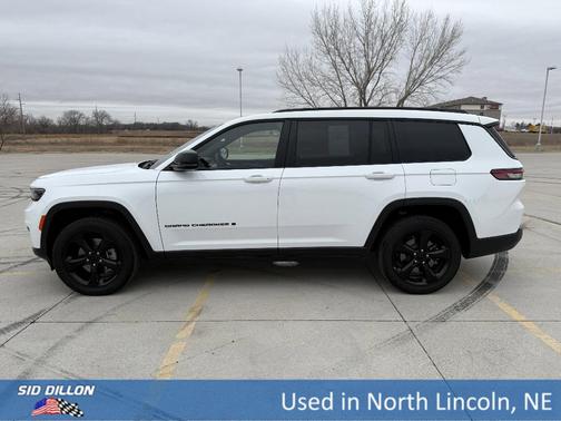 2023 Jeep Grand Cherokee L Laredo